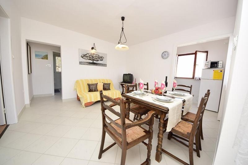 Zora Apartment Seget Vranjica Exterior foto
